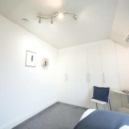 Airport Comfy Stay Harmondsworth Kültér fotó