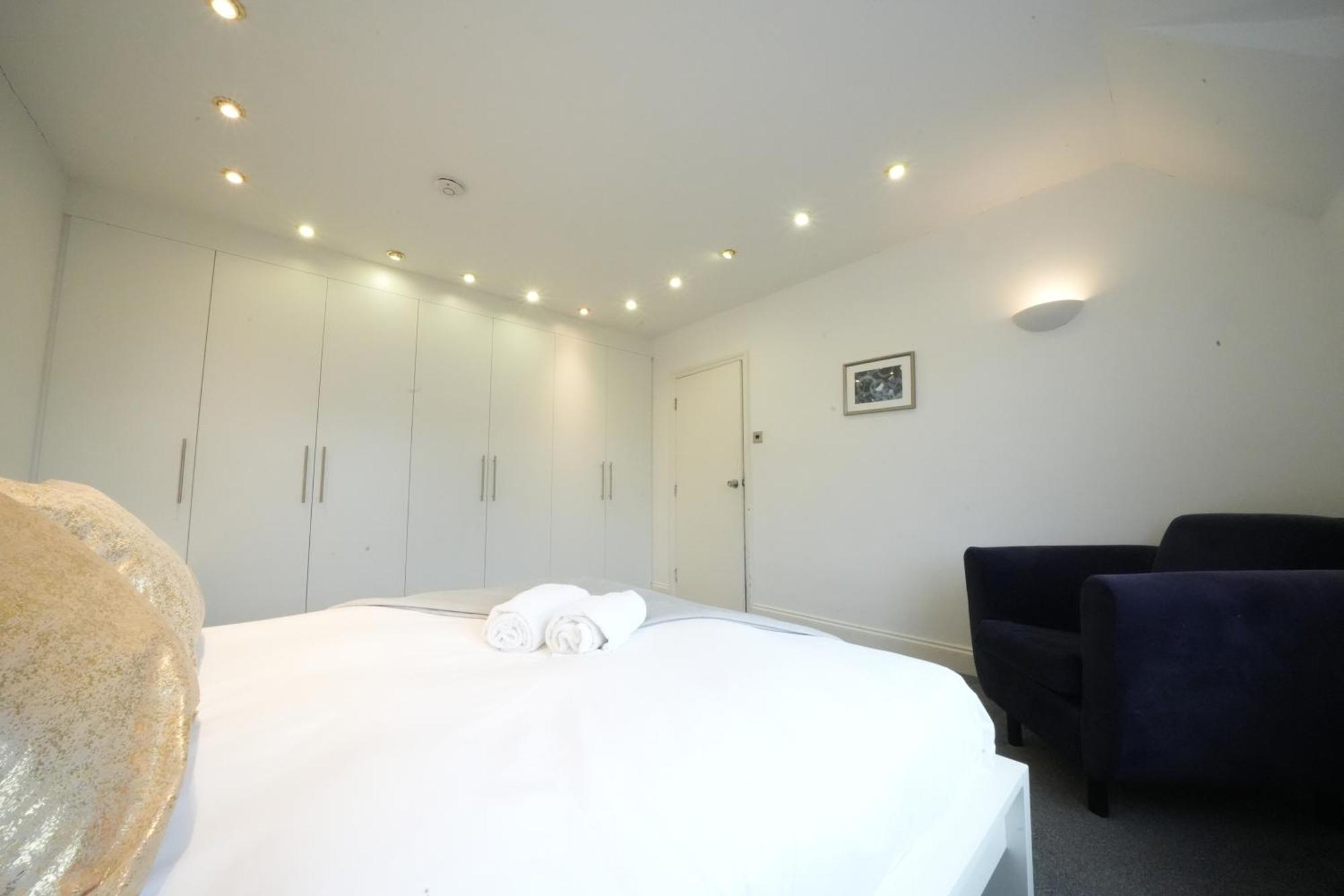 Airport Comfy Stay Harmondsworth Kültér fotó